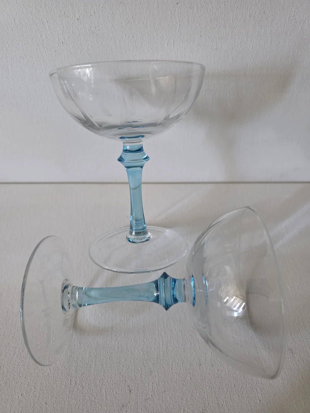 Bombay Sapphire Stem Coupe Glasses - Clear Bowls Gin/ Martini (Set of 2)
